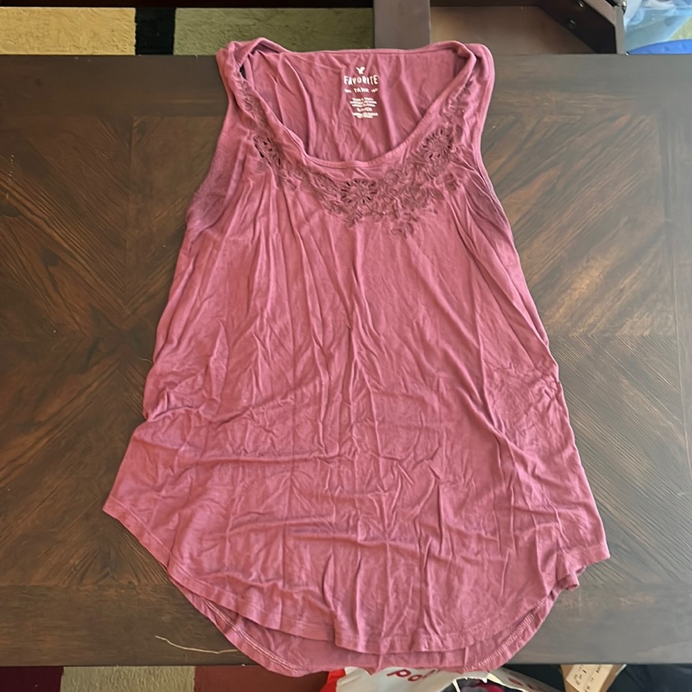 American Eagle flowy tank top